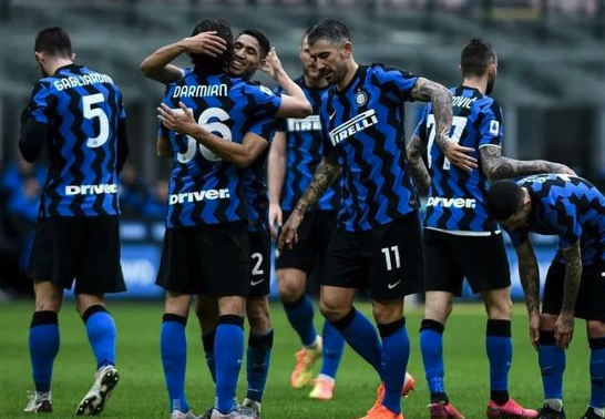  国际米兰中场掌控全局，三比零轻取斯佩齐亚扩大领先