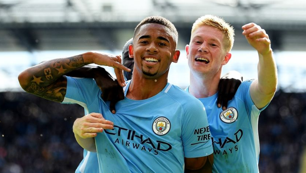  曼城逆转取胜利物浦，英超榜首争夺白热化