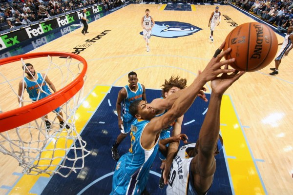  罗德兹升班马适应良好，立足防守谋求生存之道